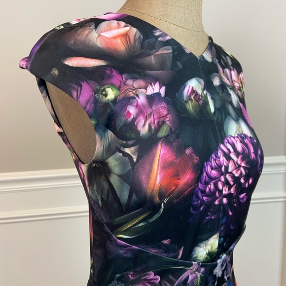 Ted Baker RAISIE shadow floral sheath dress, Ted size 2 ( US size 6 ) - Picture 4 of 16